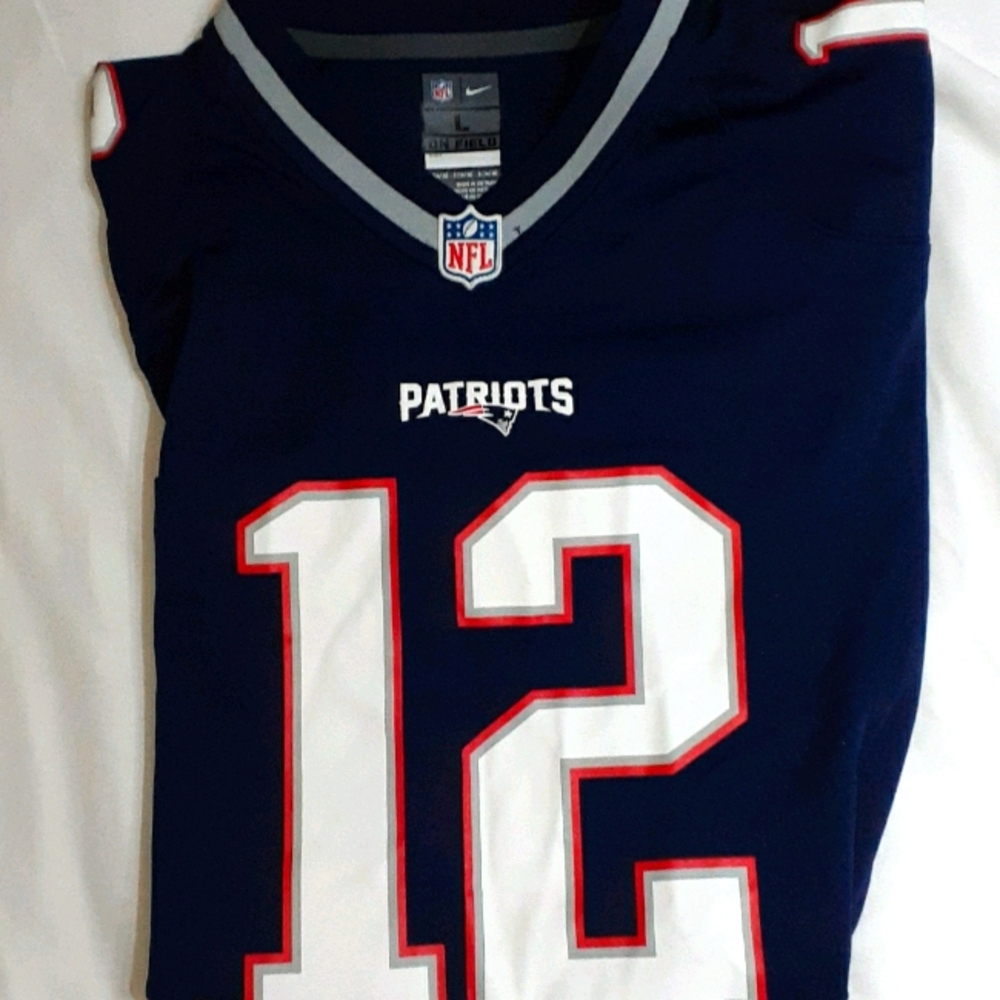 Nike NFL Youth Tom Brady jersey